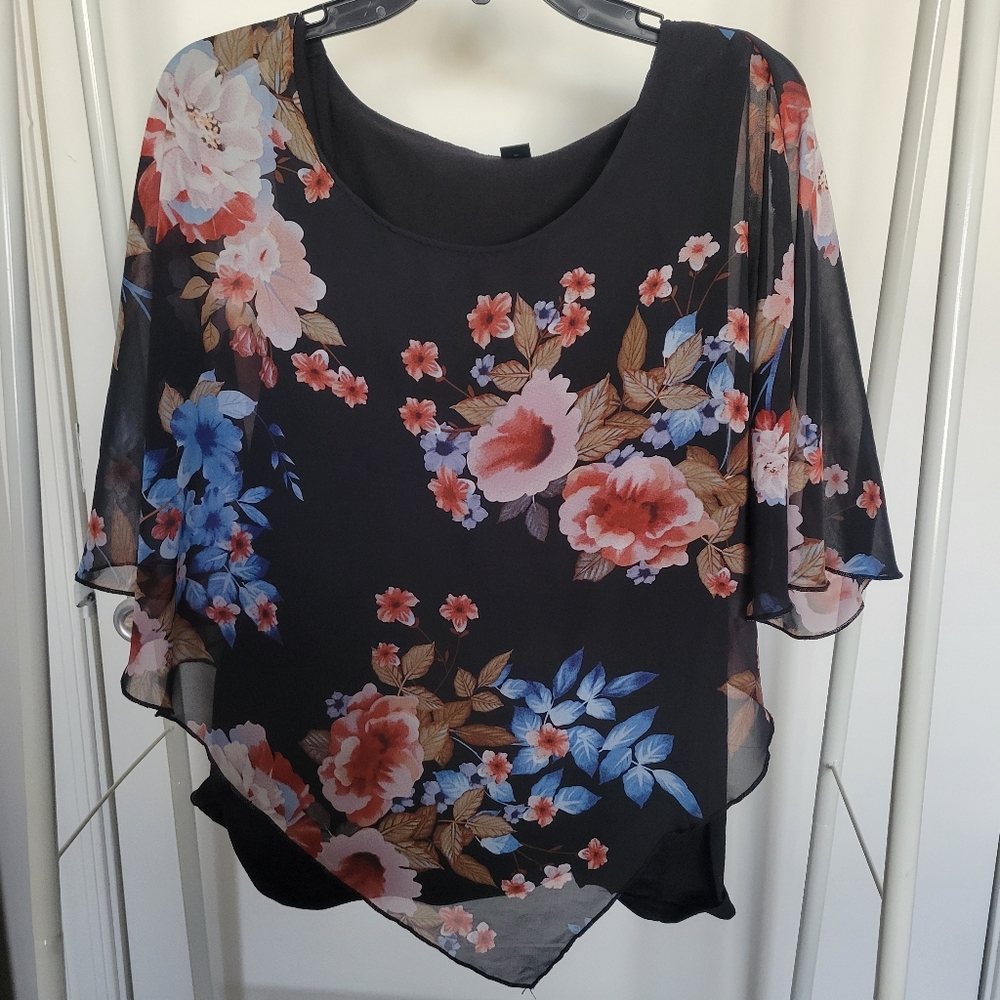 Floral Black Chiffon Top size 3xl